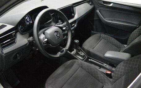 Skoda Rapid II, 2021 год, 1 735 000 рублей, 10 фотография