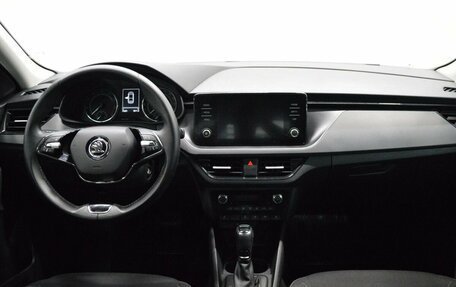 Skoda Rapid II, 2021 год, 1 735 000 рублей, 14 фотография