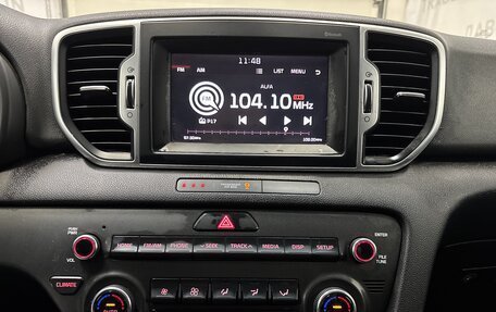 KIA Sportage IV рестайлинг, 2018 год, 1 990 000 рублей, 12 фотография