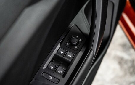 Volkswagen Taos, 2021 год, 2 780 000 рублей, 16 фотография