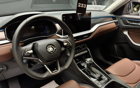 Skoda Kodiaq I, 2025 год, 5 600 000 рублей, 10 фотография