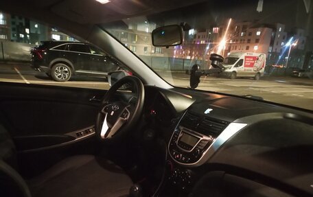 Hyundai Solaris II рестайлинг, 2013 год, 530 000 рублей, 9 фотография