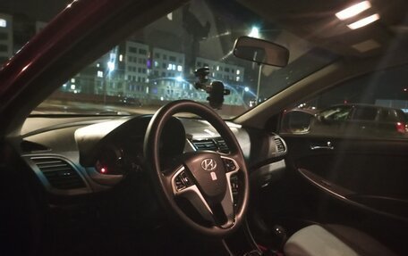 Hyundai Solaris II рестайлинг, 2013 год, 530 000 рублей, 22 фотография