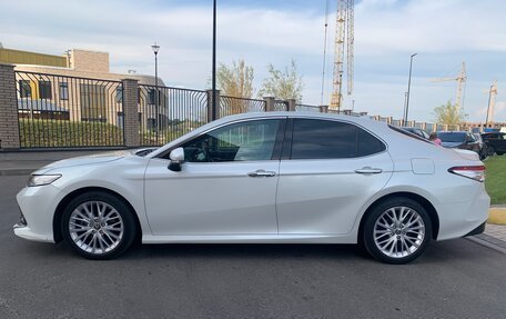 Toyota Camry, 2020 год, 2 810 000 рублей, 7 фотография