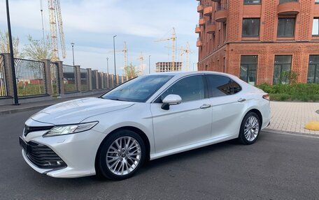 Toyota Camry, 2020 год, 2 810 000 рублей, 13 фотография