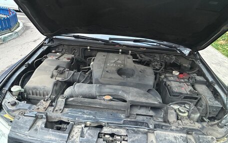 Mitsubishi Pajero IV, 2008 год, 1 350 000 рублей, 20 фотография