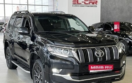Toyota Land Cruiser Prado 150 рестайлинг 2, 2019 год, 4 670 000 рублей, 3 фотография