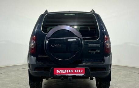 Chevrolet Niva I рестайлинг, 2015 год, 620 000 рублей, 3 фотография