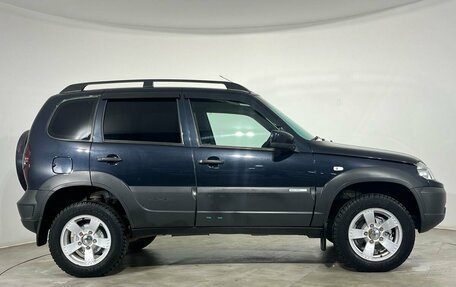 Chevrolet Niva I рестайлинг, 2015 год, 620 000 рублей, 5 фотография