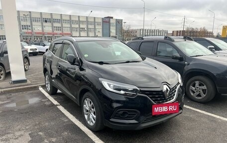 Renault Kadjar I рестайлинг, 2019 год, 1 620 000 рублей, 2 фотография
