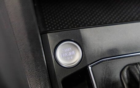 Volkswagen Tiguan II, 2020 год, 2 380 000 рублей, 24 фотография