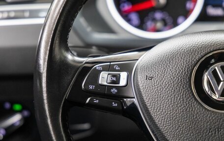 Volkswagen Tiguan II, 2020 год, 2 380 000 рублей, 30 фотография