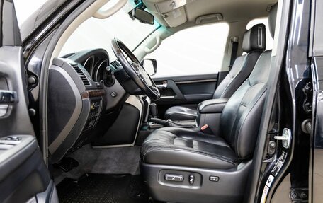 Toyota Land Cruiser 200, 2012 год, 3 798 000 рублей, 30 фотография