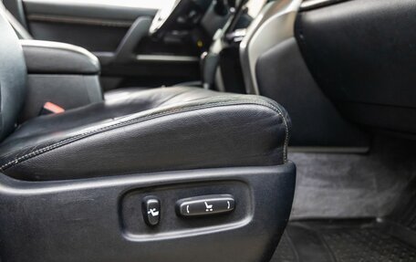 Toyota Land Cruiser 200, 2012 год, 3 798 000 рублей, 31 фотография