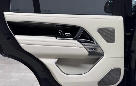 Land Rover Range Rover IV рестайлинг, 2025 год, 24 400 000 рублей, 27 фотография