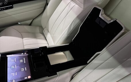 Land Rover Range Rover IV рестайлинг, 2025 год, 24 400 000 рублей, 34 фотография