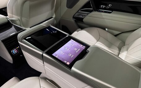 Land Rover Range Rover IV рестайлинг, 2025 год, 24 400 000 рублей, 33 фотография