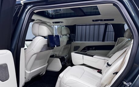 Land Rover Range Rover IV рестайлинг, 2025 год, 24 400 000 рублей, 30 фотография