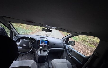 Hyundai H-1 II рестайлинг, 2011 год, 1 300 000 рублей, 8 фотография