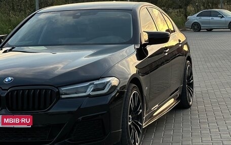 BMW 5 серия, 2021 год, 4 300 000 рублей, 1 фотография