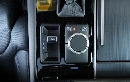 Toyota Tundra, 2022 год, 10 285 000 рублей, 31 фотография