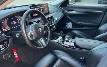 BMW 5 серия, 2021 год, 4 300 000 рублей, 14 фотография