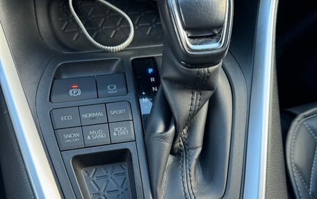 Toyota RAV4, 2021 год, 3 600 000 рублей, 11 фотография