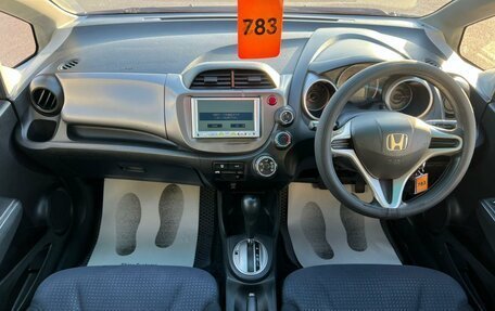Honda Fit III, 2009 год, 500 000 рублей, 16 фотография