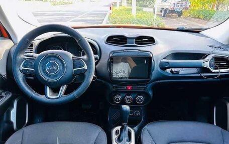 Jeep Renegade I рестайлинг, 2018 год, 1 239 777 рублей, 9 фотография