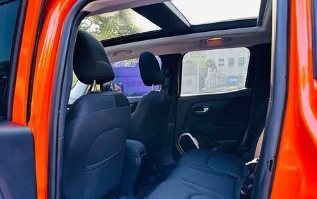 Jeep Renegade I рестайлинг, 2018 год, 1 239 777 рублей, 12 фотография