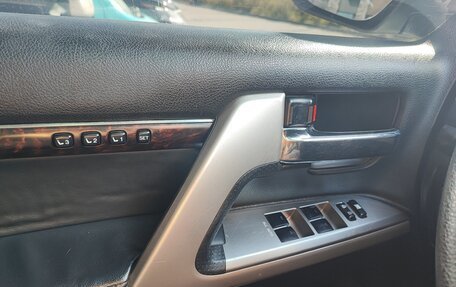 Toyota Land Cruiser 200, 2012 год, 4 400 000 рублей, 19 фотография