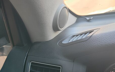 Toyota Land Cruiser 200, 2012 год, 4 400 000 рублей, 30 фотография