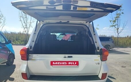 Toyota Land Cruiser 200, 2012 год, 4 400 000 рублей, 36 фотография