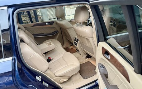 Mercedes-Benz GL-Класс, 2015 год, 3 870 000 рублей, 16 фотография