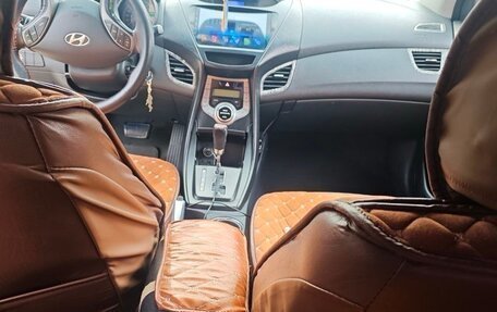 Hyundai Avante, 2011 год, 1 000 000 рублей, 7 фотография