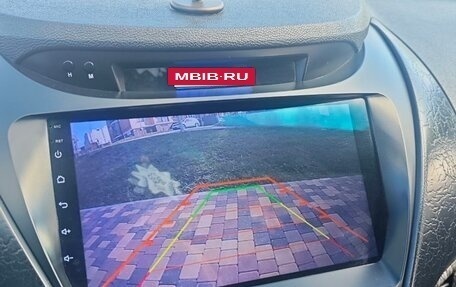 Hyundai Avante, 2011 год, 1 000 000 рублей, 11 фотография