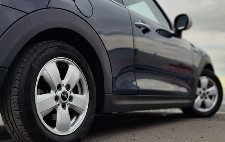 MINI Hatch, 2018 год, 1 825 000 рублей, 4 фотография