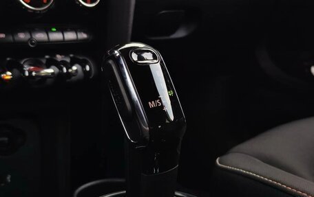 MINI Hatch, 2018 год, 1 825 000 рублей, 11 фотография