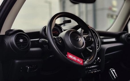 MINI Hatch, 2018 год, 1 825 000 рублей, 20 фотография