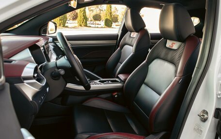 Geely Coolray I, 2024 год, 1 655 000 рублей, 11 фотография