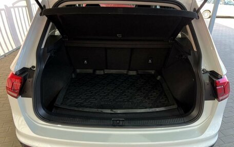 Volkswagen Tiguan II, 2018 год, 2 125 000 рублей, 9 фотография