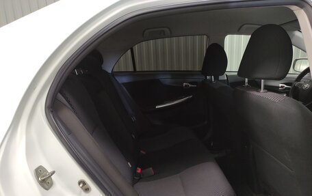 Toyota Corolla, 2011 год, 990 000 рублей, 11 фотография