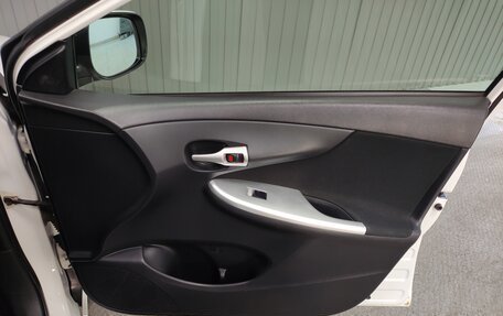 Toyota Corolla, 2011 год, 990 000 рублей, 17 фотография