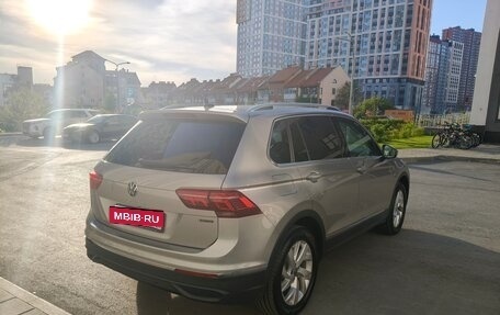 Volkswagen Tiguan II, 2021 год, 3 700 000 рублей, 6 фотография