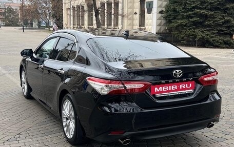 Toyota Camry, 2021 год, 3 800 000 рублей, 8 фотография