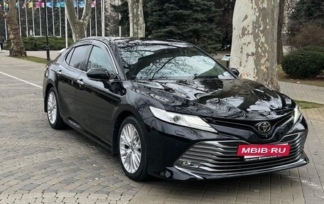 Toyota Camry, 2021 год, 3 800 000 рублей, 6 фотография