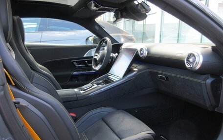 Mercedes-Benz AMG GT, 2024 год, 19 750 000 рублей, 25 фотография