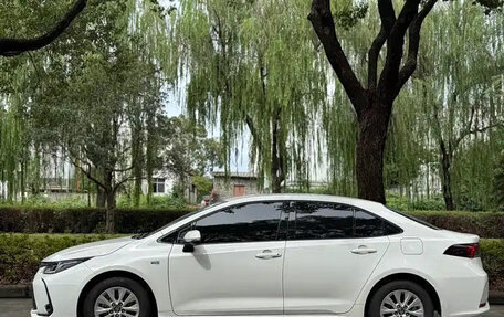 Toyota Corolla, 2022 год, 1 100 000 рублей, 4 фотография