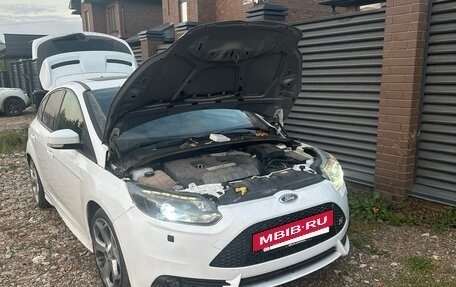 Ford Focus ST III, 2012 год, 800 000 рублей, 4 фотография