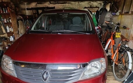 Renault Logan I, 2011 год, 700 000 рублей, 2 фотография